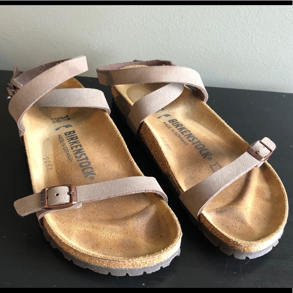 Birkenstock Daloa Sandals - size 37